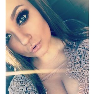 Meet your Posher, Krystal